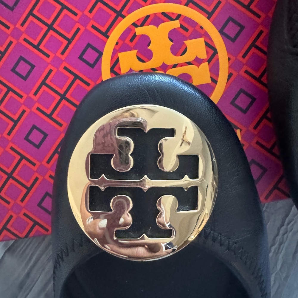 Tory Burch Minnie flats